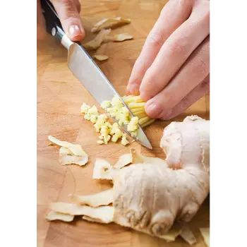 ginger (4)-1083620-41453.webp